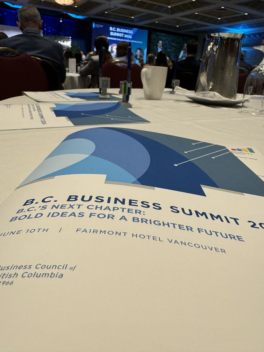 alexandriamitch's tweet photo. DYK the Government of Nova Scotia has a dept of regulatory reform and partnerships for the health system, reporting straight to the Premier’s office to reduce red tape. Their governance model is a ‘game changer’!
#bcbizsummit #BuildingProsperityBC https://t.co/LKmYiiRrKZ
