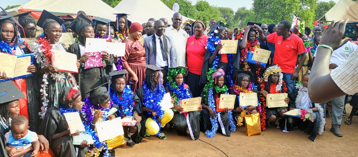ChildVoice's tweet photo. It’s graduation time! Forty-six young ladies graduated from our Girl Empowerment Centers located in Imvepi Refugee Settlement. We are proud of each and every one and wish them all the best as they move forward into a brighter future!
#graduation https://t.co/GERWYLzRO3