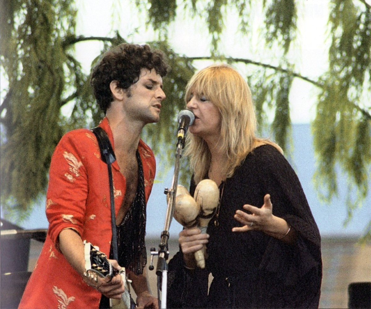 Lindsey Buckingham tweet media