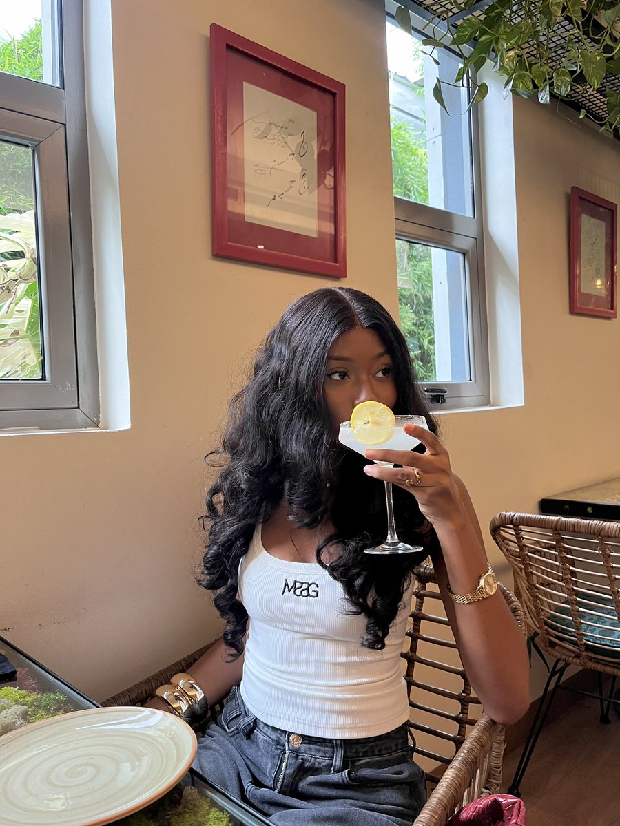 _remusa's tweet photo. Brunch🍸 https://t.co/5a0mW2wr4w