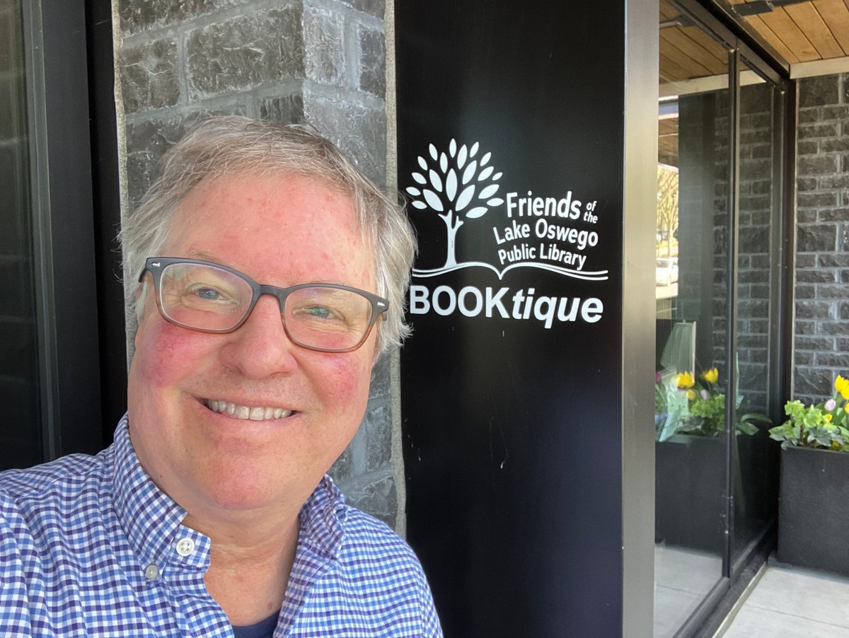 kaceycarpenter's tweet image. LET&apos;S Celebrate Portland Book Week 🌍📚
Have you ever found yourself lost in the aisles of a bookstore? Not just shops, community hubs, treasure troves of knowledge, and sanctuaries from the digital world.
.#PortlandBookWeek #IndieBookstores #PowellsBooks #RevolutionsBookshop