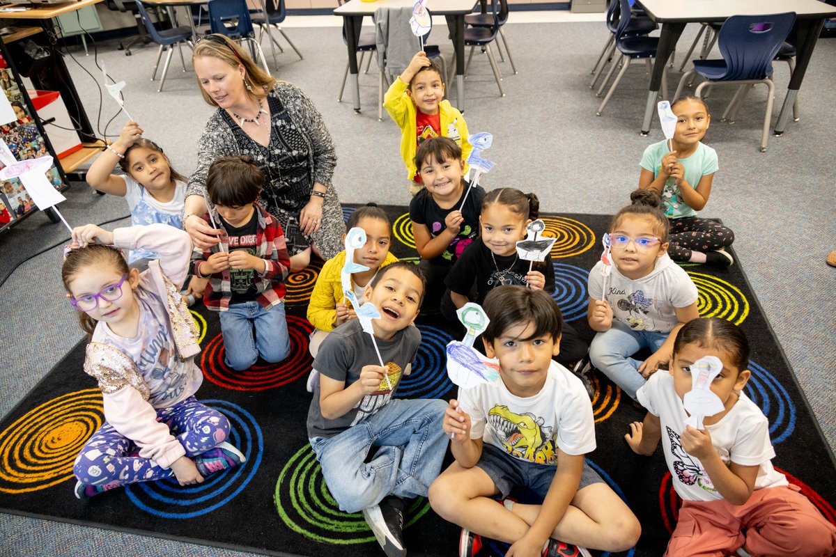 At Westview Elementary in <a href="/Adams12/">Five Star Schools</a>, students were learning about the Pigeon's favorite subject: THE PIGEON!  Of course, @the_pigeon had a lot to contribute to the lesson...maybe a little too much.