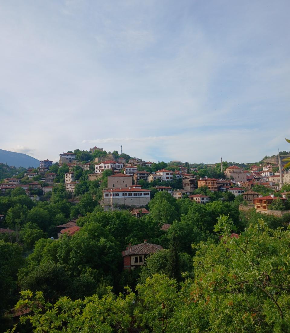eel1if's tweet photo. ortaya karışık https://t.co/CMH2PgvlQH