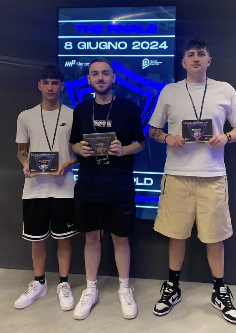 ManfryEldios tweet media