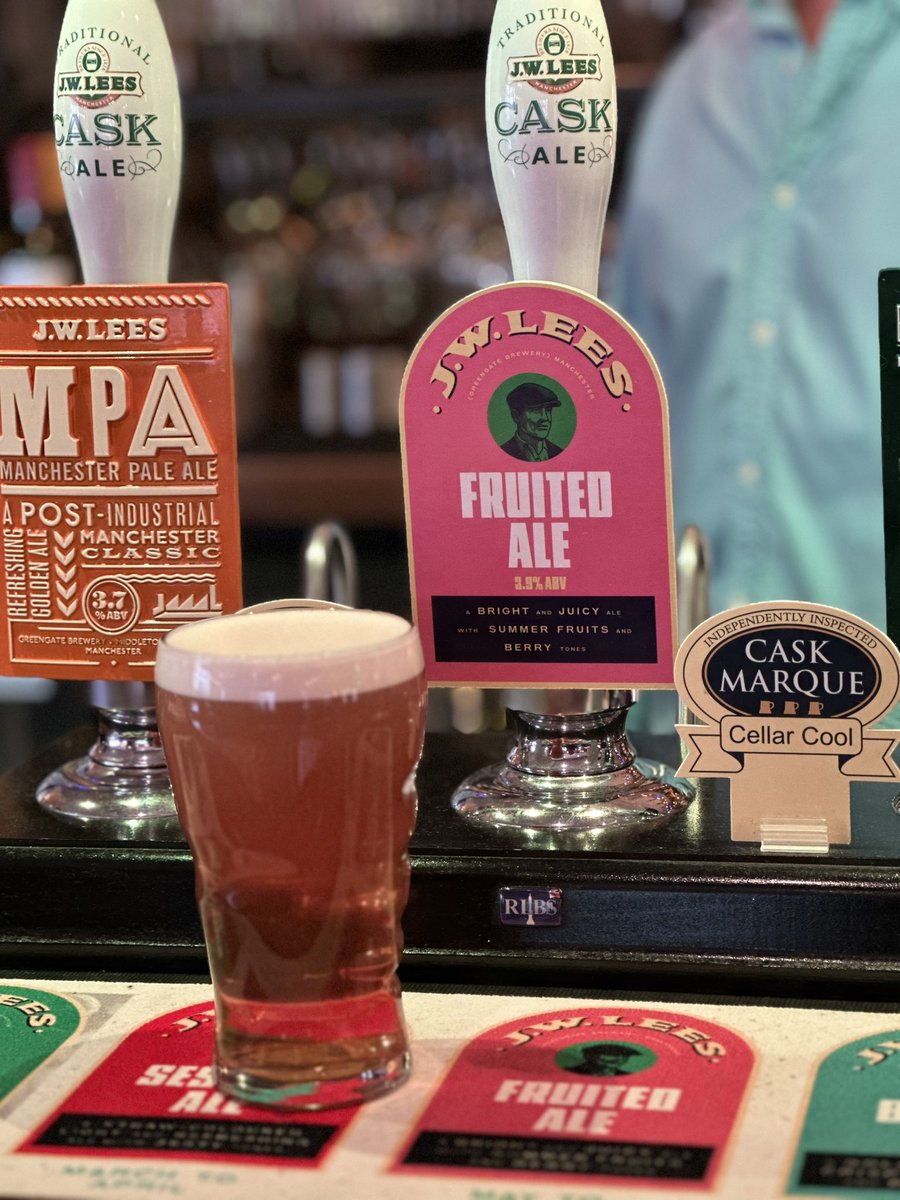 DuttonsBramhall's tweet photo. To all beer enthusiasts! 🍻 

Don't miss out on this special promotion at Duttons - buy 6 pints of our very own brewer beers and receive the 7th pint on us! Visit us today and take advantage of this limited-time offer.🍺 See you all at the bar 👌

https://t.co/vzn0wqRFj3 https://t.co/BPWgw3xpnC