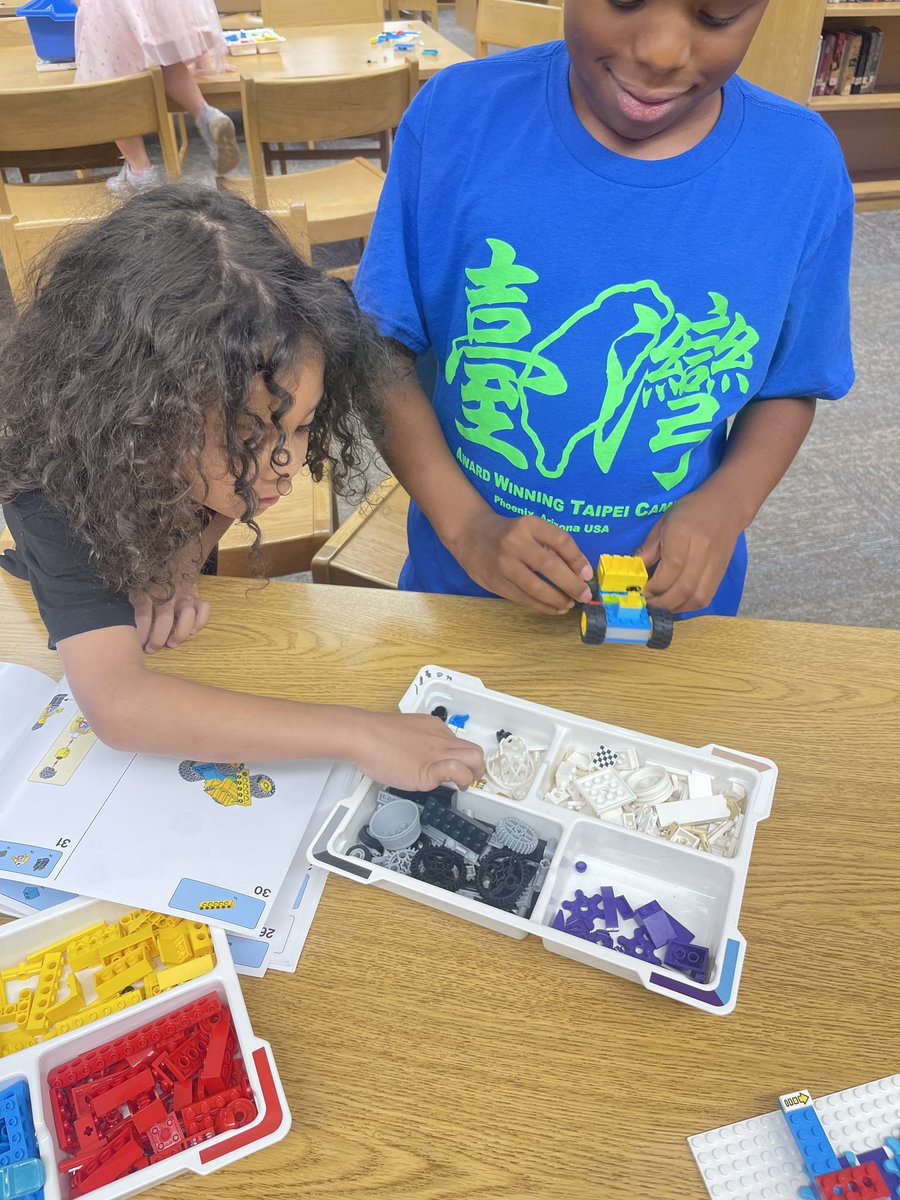 Erath_Miss's tweet photo. Teamwork in STEM building a spring launcher and a car with a removable brake to demonstrate push and pull forces and how friction works! @michelle_coots #DVUSDTech @MirageDVUSD https://t.co/ezk11nkf8B
