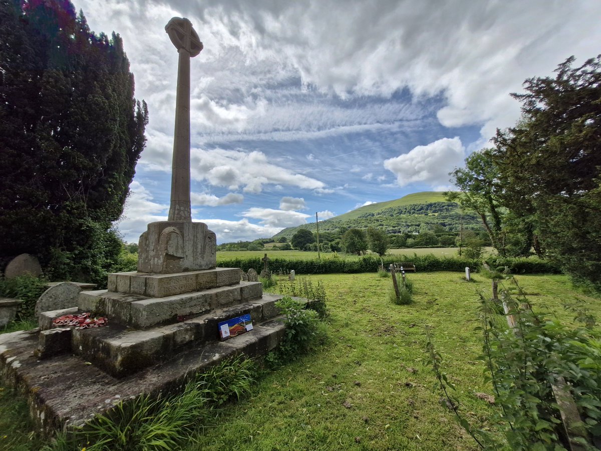 St Peter's Church Llanwenarth tweet media