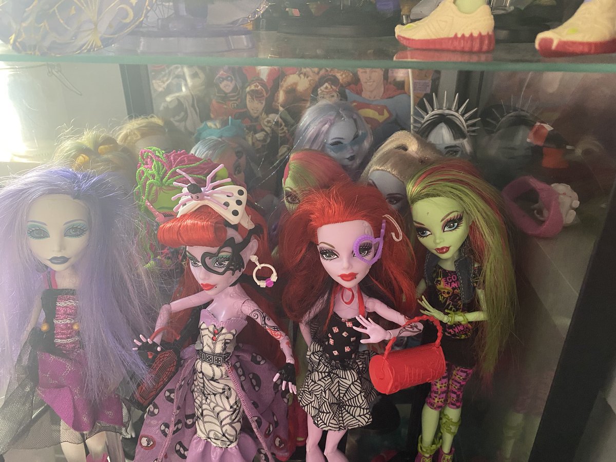 aster😋 tweet media