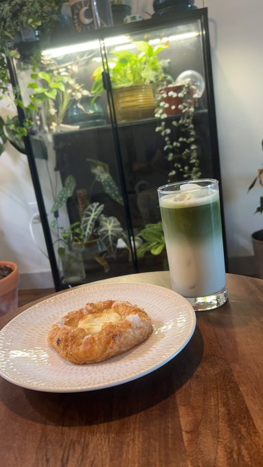 ✨breakfast in my new apartment✨ https://t.co/1afaDj8cae<a href="/tag/asian"class="tags"><span>#asian</span></a><a href="/tag/asianfeet"class="tags"><span>#asianfeet</span></a><a href="/tag/asiandomme"class="tags"><span>#asiandomme</span></a>