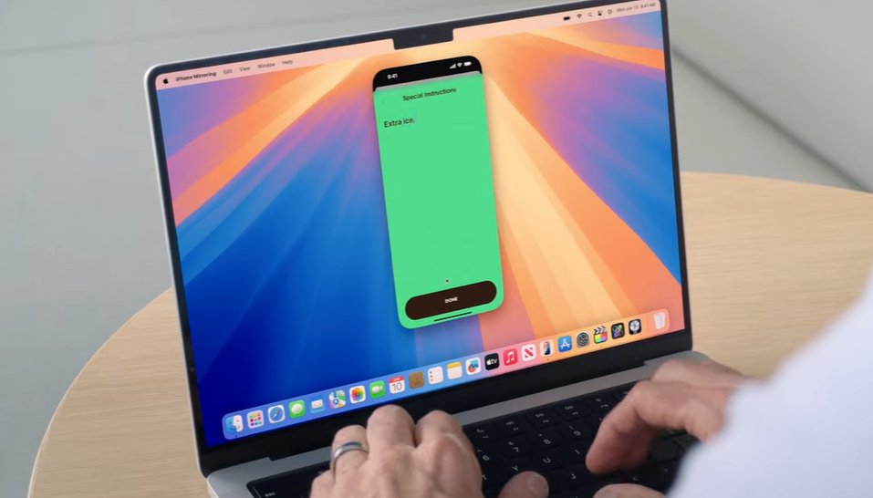 applesuckz's tweet photo. Too bad macs aren't touchscreen 🤣 https://t.co/Kg8du0Pimg