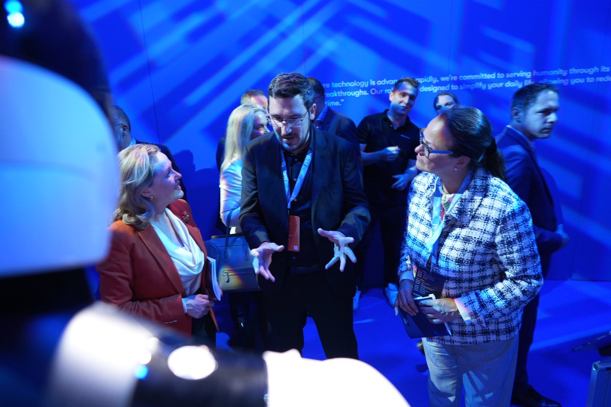 Marjut Falkstedt (@marjutfalksted) on Twitter photo #30yearsbold is first and foremost about the #entrepreneurs we’ve supported since 1994. Inspiring day meeting many of them in person 📸
Thanks to EIB President <a href="/NadiaCalvino/">Nadia Calviño</a> and the Vice-Presidents, 🇪🇺 EU partners and <a href="/EIF_EU/">European Investment Fund</a> shareholders for joining our anniversary event ⬇️ #30yearsbold is first and foremost about the #entrepreneurs we’ve supported since 1994. Inspiring day meeting many of them in person 📸
Thanks to EIB President <a href="/NadiaCalvino/">Nadia Calviño</a> and the Vice-Presidents, 🇪🇺 EU partners and <a href="/EIF_EU/">European Investment Fund</a> shareholders for joining our anniversary event ⬇️