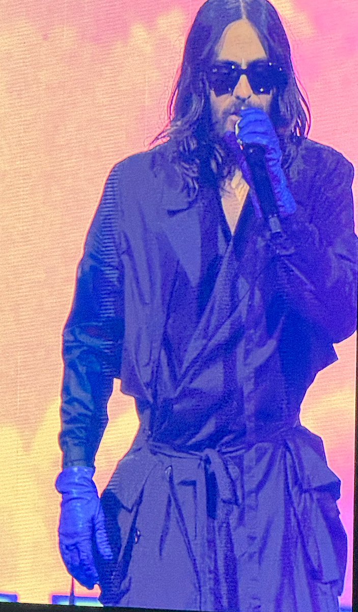 MusicPlayeur's tweet photo. @jaredleto @shannonleto @30secondstomars #birmingham  #epic #gig #livemusic https://t.co/1mm3HTIWJY