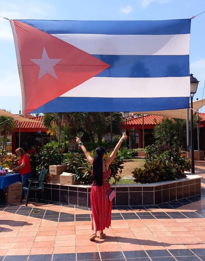 <a href="/KatrinaDeCuba/">Katrina ⚯ ͛</a> <a href="/AdrianaRojasQba/">Adriana</a> <a href="/EVilluendasC/">Enrique Villuendas</a> <a href="/H_Cubana/">𝗔𝗺𝗶𝘀𝘁𝗮𝗱 𝗛𝗶𝘀𝗽𝗮𝗻𝗼𝗰𝘂𝗯𝗮𝗻𝗮</a> <a href="/reyes_medinilla/">Paula Reyes Medinilla</a> <a href="/Mari_Cuba2707/">Marisabel Gonzalez</a> <a href="/el_manbi/">TonyElMambí</a> <a href="/EstherThondike/">Esther Thondike</a> <a href="/Reylope13/">Rey Lopez</a> Con Cuba 🇨🇺 hasta siempre y por siempre. Que se escuche bien y quede claro, clarito... 
¡Con Cuba🇨🇺 siempre! 
#PorCubaJuntosCreamos
@CubaCentral #IzquierdaLatina