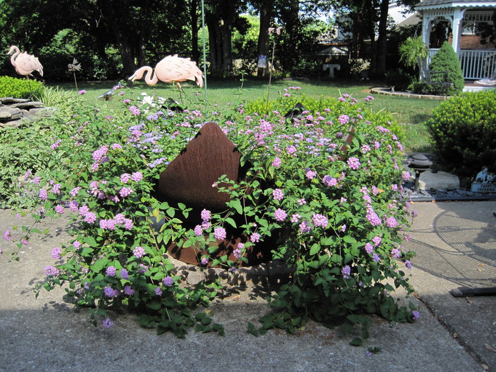 fire_pit_art's tweet photo. Looking for an alternate way to use your Fire Pit Art? This customer decided their art piece would make a wonderful planter.. And we agree! https://t.co/iHP7m332Lb