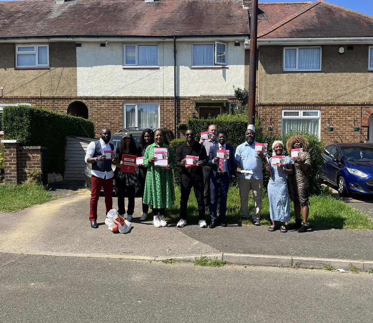 VictorItJames's tweet photo. Thanks to African community members in Croyland for their unwavering support for the Labour Party candidate for #CroylandByElection. #VotingLabour https://t.co/wgQpIdtZq4