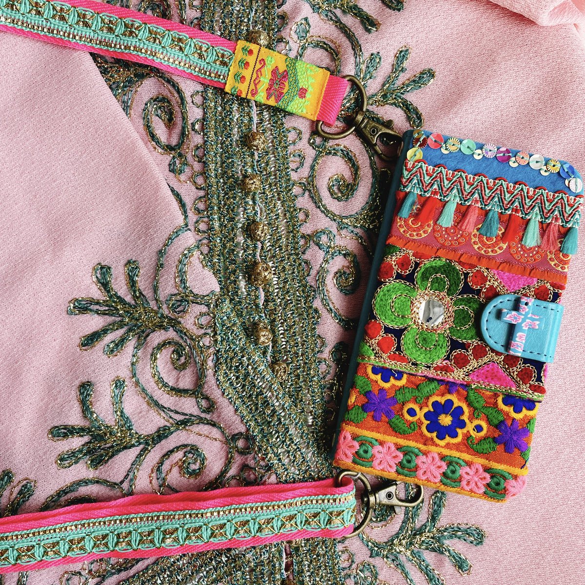 Akarilo1's tweet image. おはようございます🌼

#iPhoneケース 
#androidケース