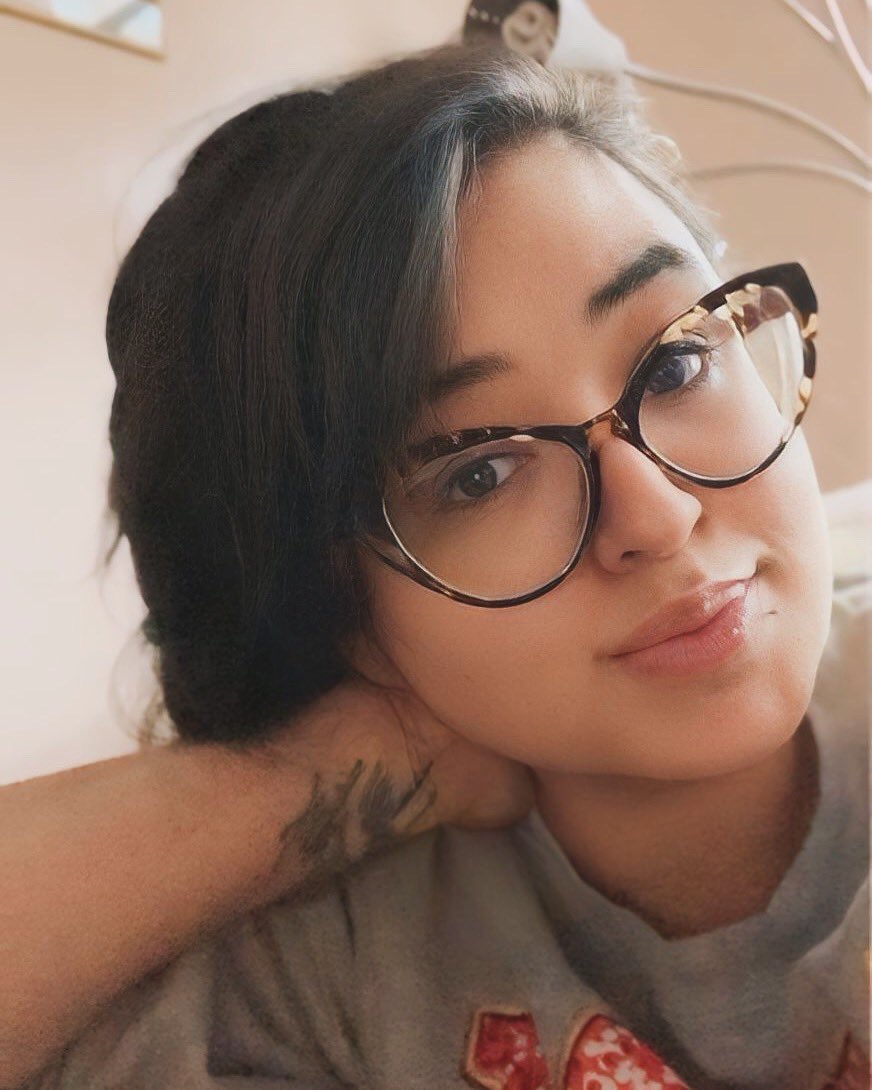 LLR_Theresa1's tweet photo. This is what happens when your daughter gets a hold of the #reminiapp 📸📸 #photoediting #photoapp #idontmind #havingfun #selfie #remini #app #summerlife https://t.co/S0ptm4RiaU