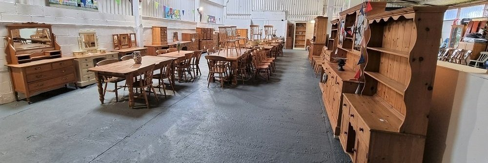sussexpine's tweet photo. Pre-loved Rustic &amp; Farmhouse Pine Furniture
https://t.co/9fytrRpbLC https://t.co/m83kLltgJk