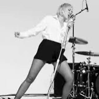 ultimatemiley23's tweet photo. Happy 3rd Anniversary to @mileycyrus #MileyInLayers Concert!! On June 10, 2021, Miley performed a special virtual experience, mastered in 8D sound, to show the world her diverse layers. with Magnum Ice Cream!! ๐ค๐ค๐ฆ https://t.co/ofUrcw4hhJ