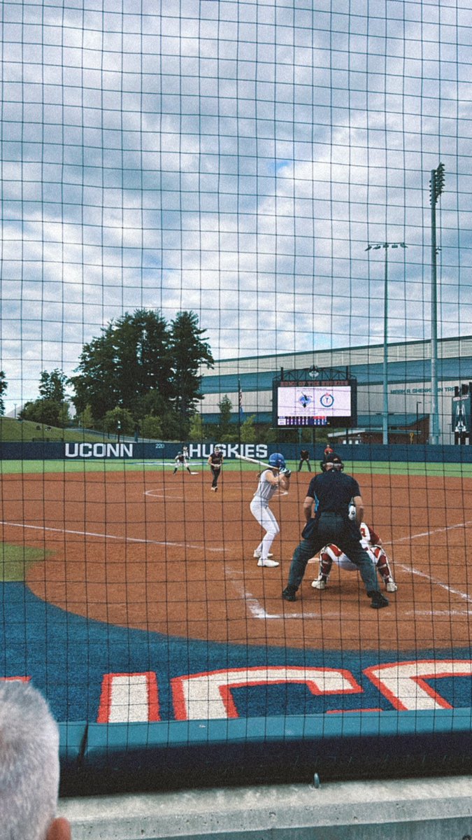 NHS Softball tweet media