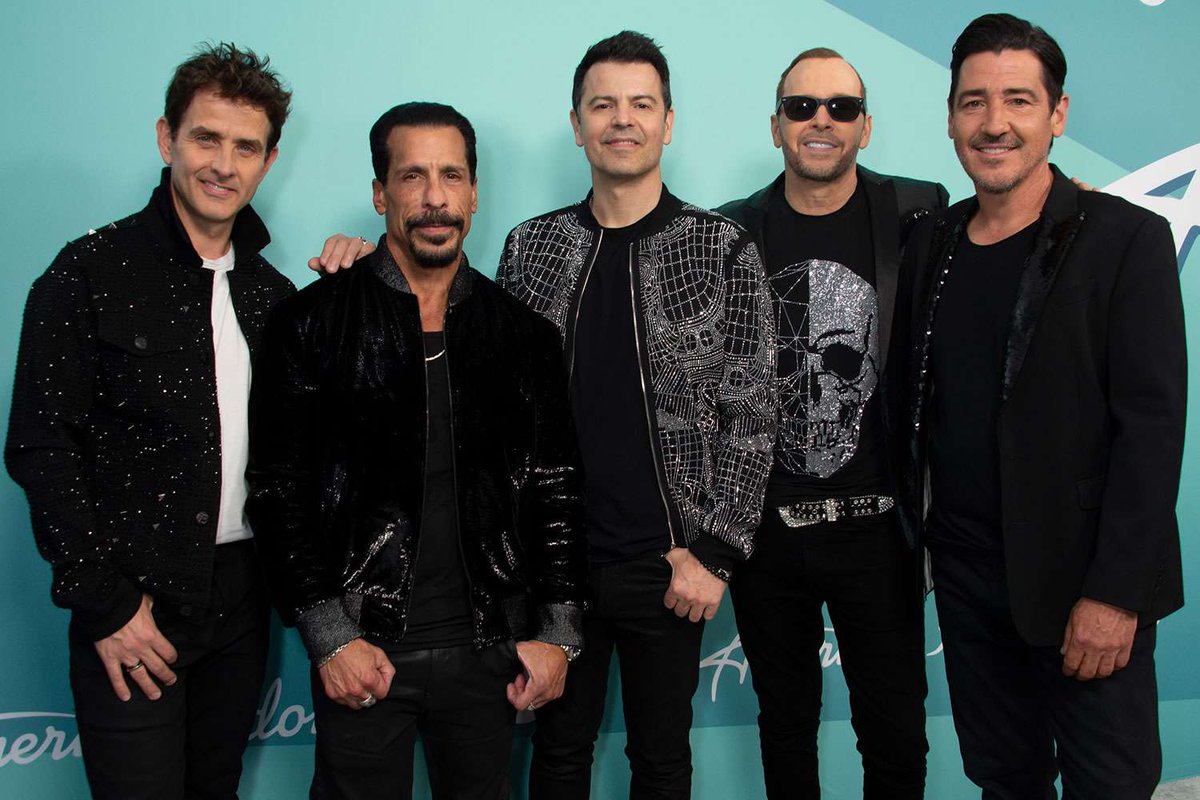 Blockheads Unite tweet media