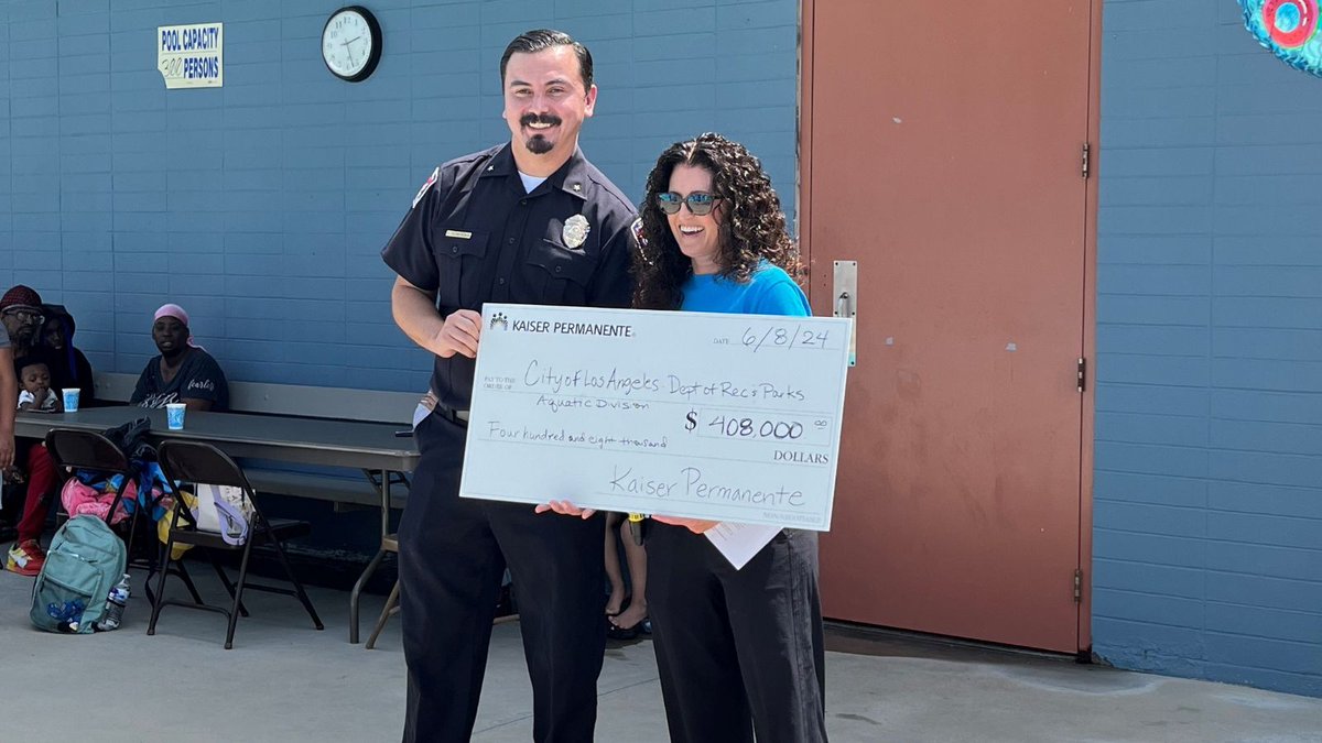 KPLACounty's tweet photo. We teamed up with the City of Los Angeles to launch #OperationSplash, providing $408,000 in grant funds so that children and adults can have a safe place to be healthy and active during the summer months. Learn more: https://t.co/asg72GTqfH https://t.co/GiOBmLsAlB