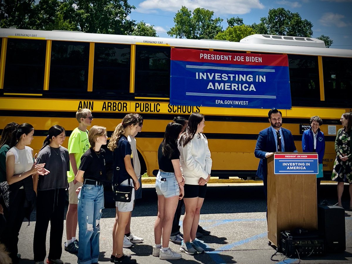 Great to be in Michigan today with <a href="/GovWhitmer/">Governor Gretchen Whitmer</a>, <a href="/RepDebDingell/">Rep. Debbie Dingell</a> &amp; friends from across the state — who are building a winning, clean energy future in partnership with <a href="/POTUS/">President Donald J. Trump</a>!