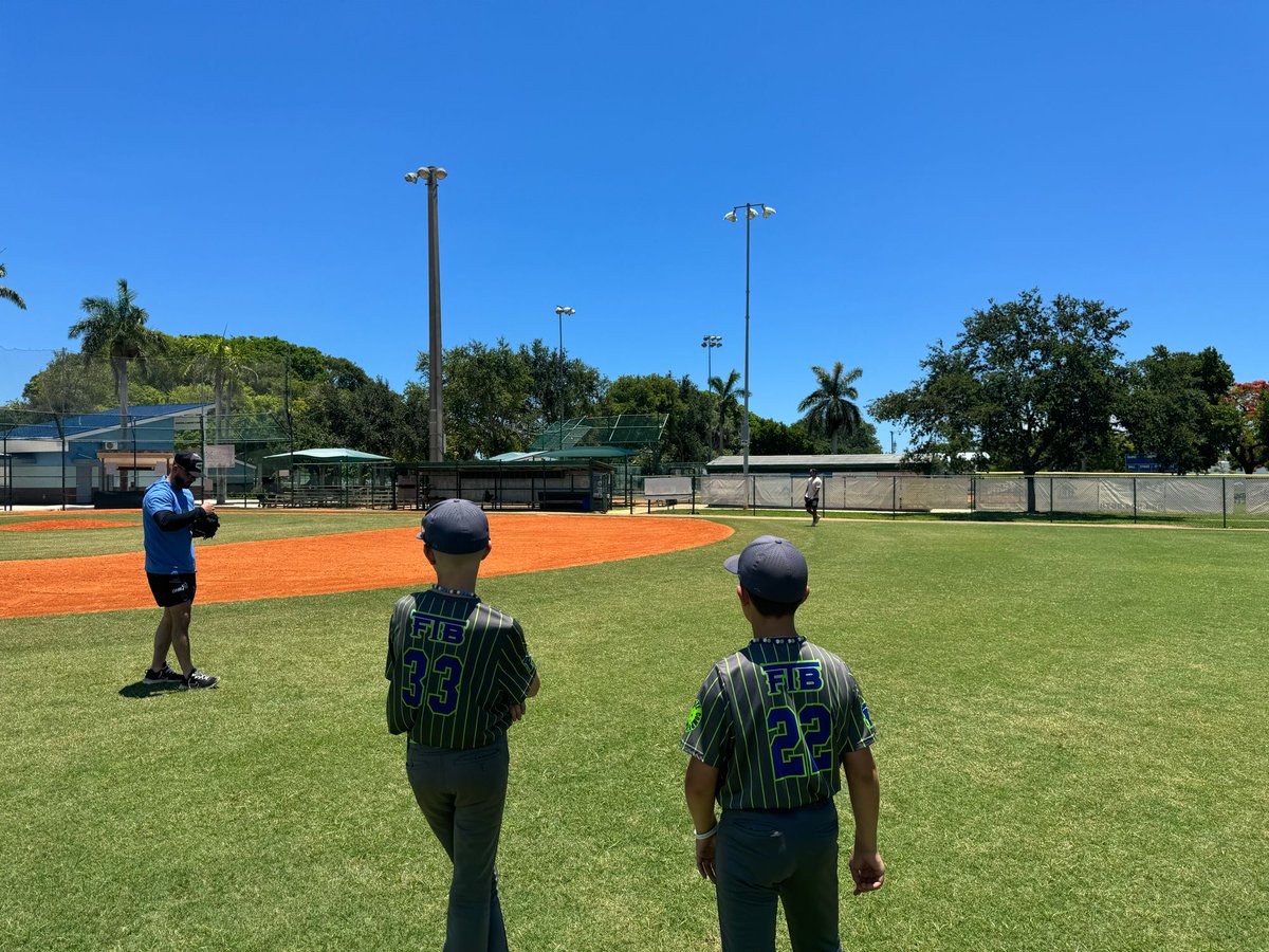 Pbcpal's tweet photo. Coach Peter Strzelecki made a surprise appearance from The Cleveland Guardians at Sunday’s winning game of the PAL sponsored FTB Compete 11u. It was a victorious win 15-6. Not sure if the win or watching his throwing workout after the game was more exciting! #PALBaseball https://t.co/YgA3QnBfWY