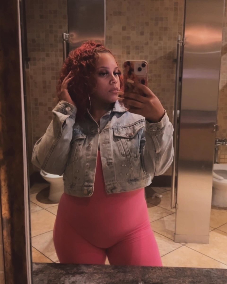 jocelynriel_'s tweet photo. And I don’t think your beautiful, I think your beyond it 😇 https://t.co/fxYsLsA7CM