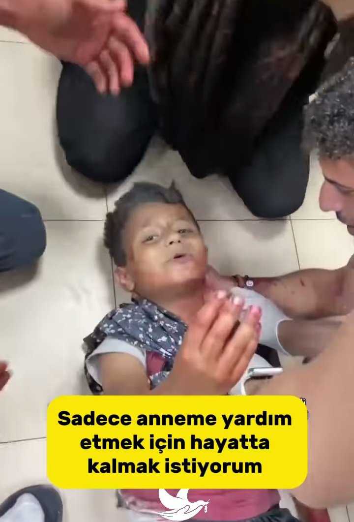 EmnEyllsvnnn's tweet photo. Sizi bu hale getirenlerin, 
Yerleri yurtlari olmasın.
İki dünyada.
#altın
#GazzedeKatli̇am
#GazzeKanGölü
#vanalarıkapattürkiye https://t.co/mC4UrUVNRC