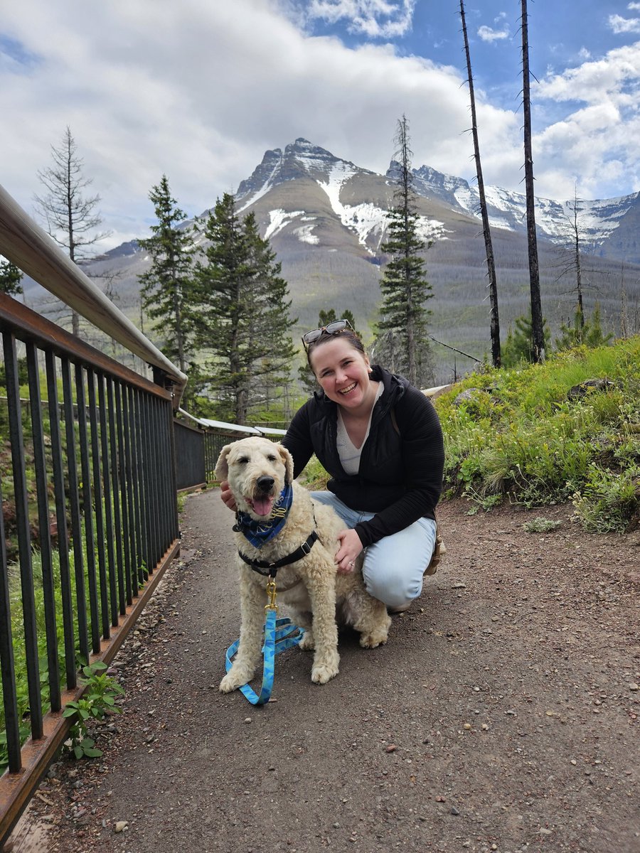 brennascottie's tweet photo. Beautiful weekend for a day trip to Waterton ☀️🩷 @WatertonLakesNP #ExploreAB https://t.co/5v76n29yid