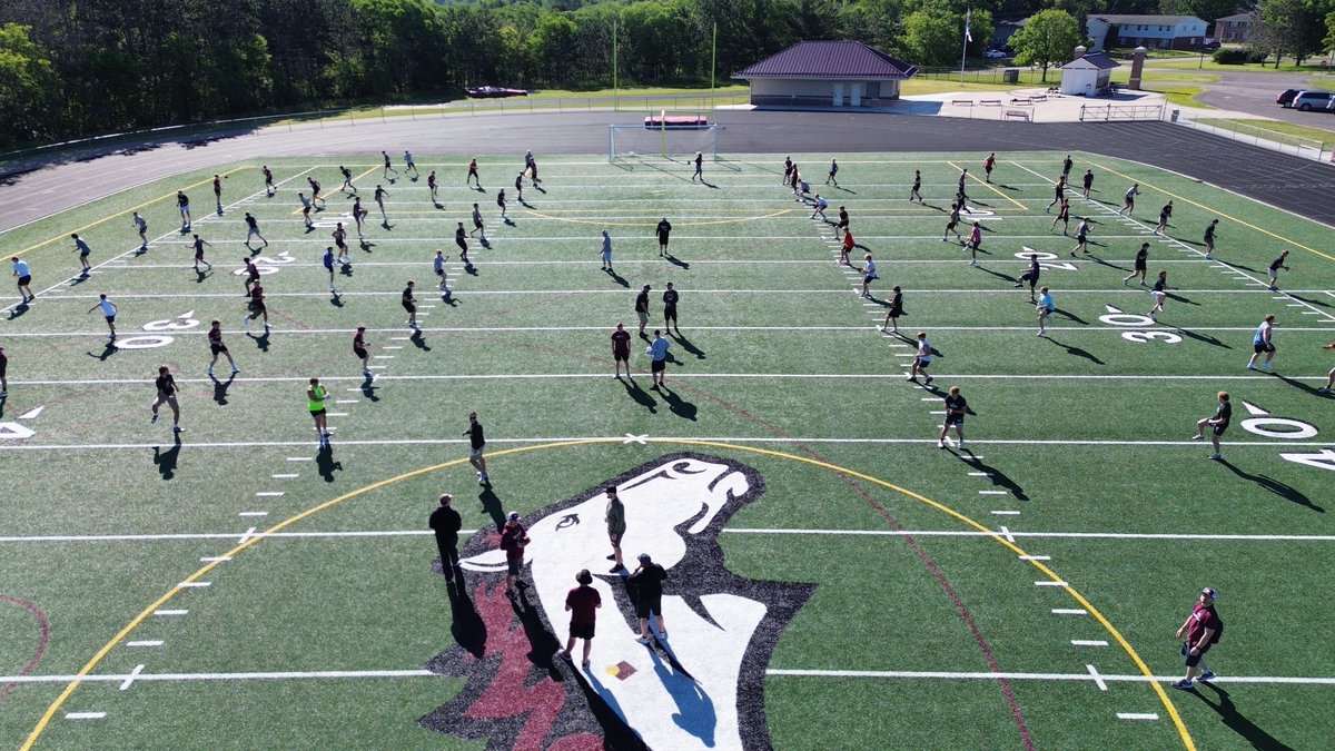MikeSinz's tweet photo. It was great to have the team back together again! Awesome contact day today, men! #mustangpride https://t.co/MjqRaNGxI6