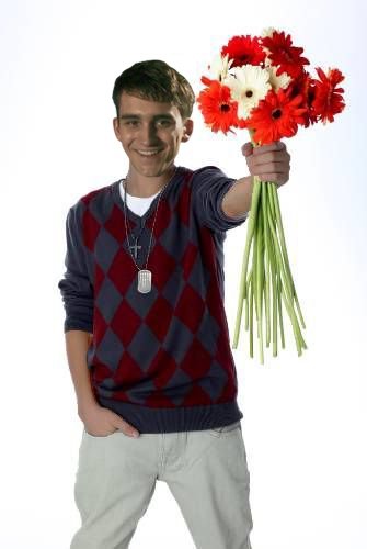 JustinAnt01's tweet photo. @withlovekarim @Lizardsbrainrot Yeah. With flowers
#SaveLockwoodandCo #LockNationAffirmations https://t.co/9ang9dD5Hs