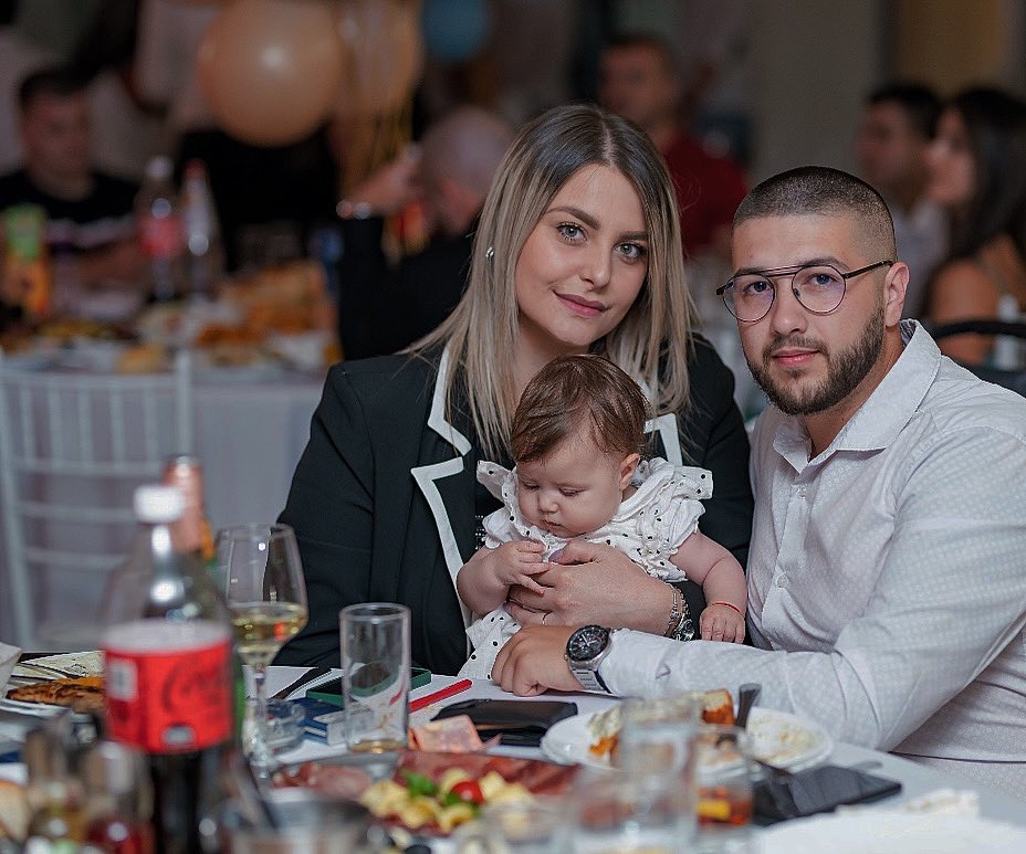 zelenooka_00's tweet photo. E kako smo lijepi https://t.co/uHJEAOAfq8