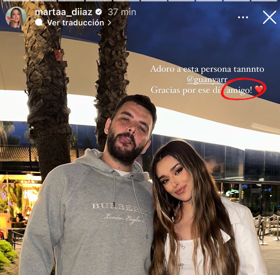 Lia Sikora tweet media
