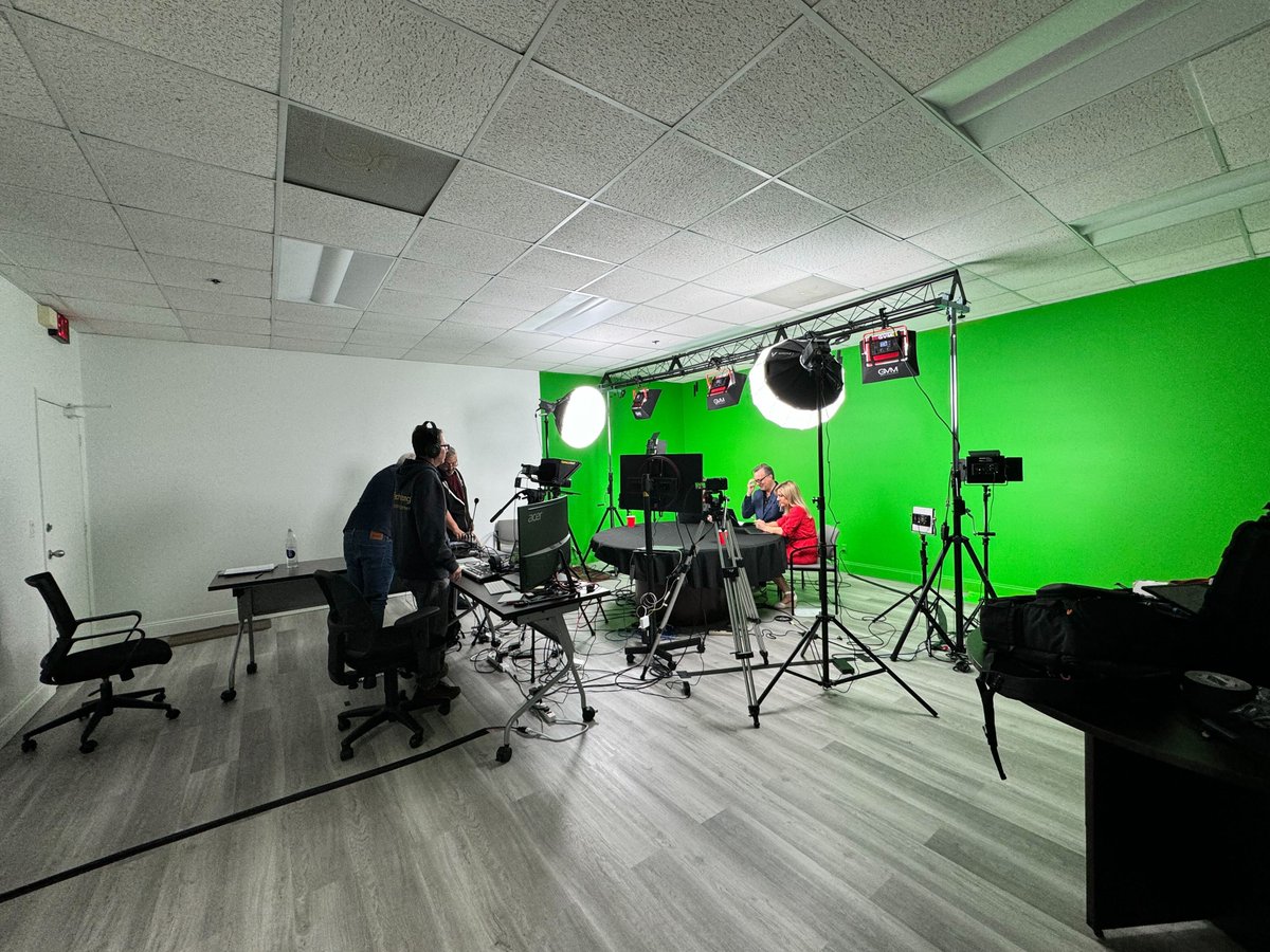 And a behind the scenes look for you 👀🎥 Register for free 👉 techstrongevents.com/the-six-five-s…