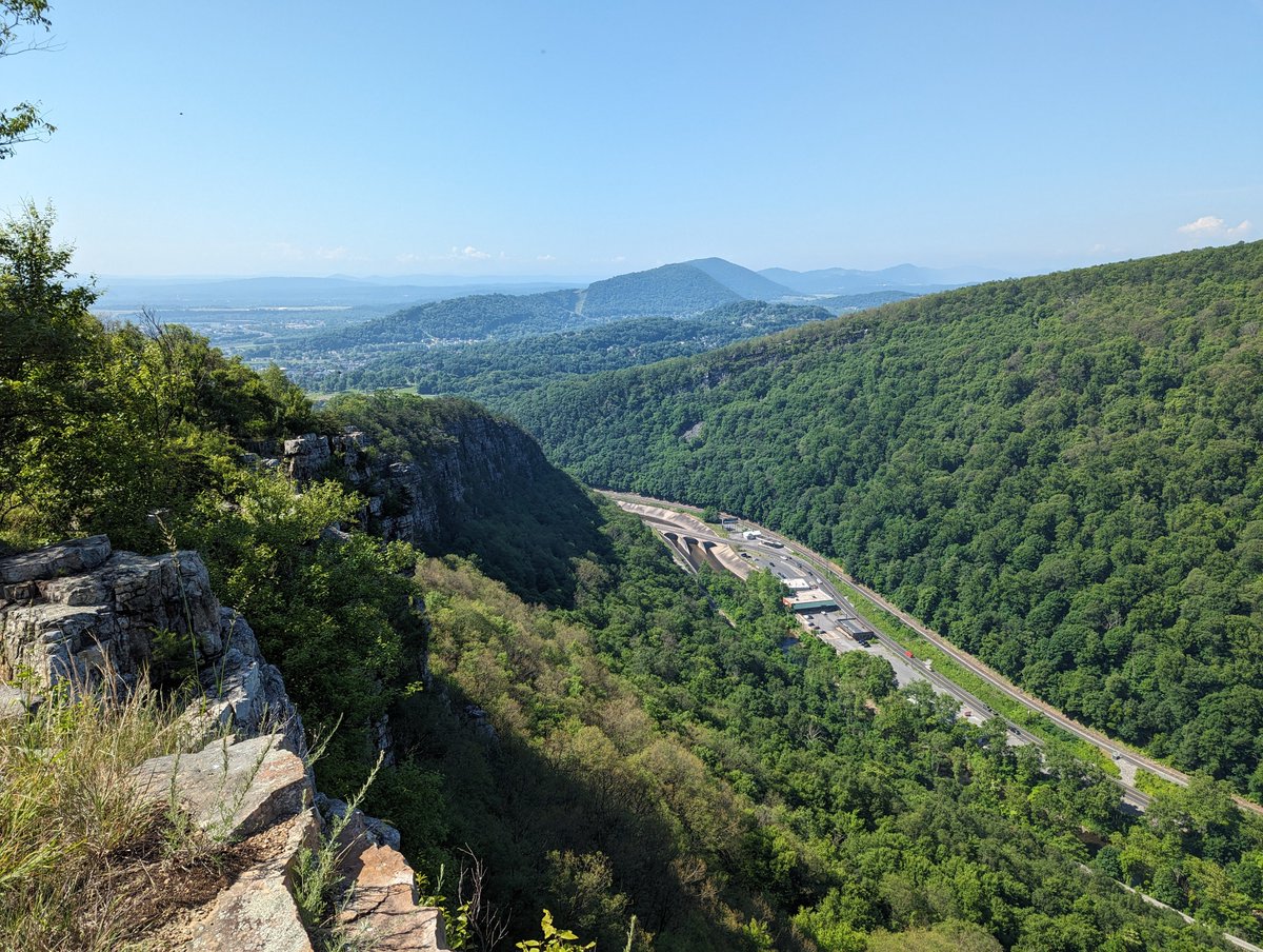 joemaczim's tweet photo. The purchase of an old plastics factory paves the way for a scenic state park in western Maryland to finally open to the public
https://t.co/OUi8EE7bnN https://t.co/YfteH3rvms