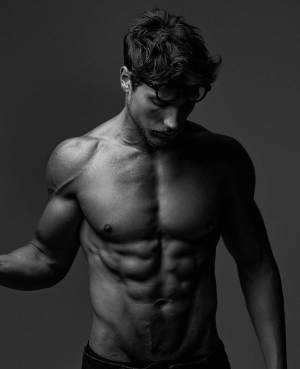 Dani ci aspetta insieme a Matteo in tantissimi in live su twitch twitch.tv/ilven3to per parlarci di questo nuovo meraviglioso progetto realizzato con tanto impegno e dedizione ✨
#ddmcoaching
#ddm