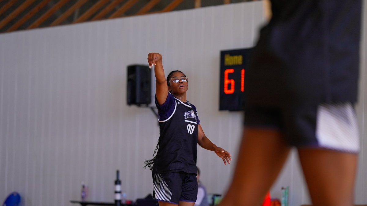Mount_WBB's tweet photo. Back in the lab - Day 1 ☑️
 #GoMount https://t.co/QUAN73Bs0z
