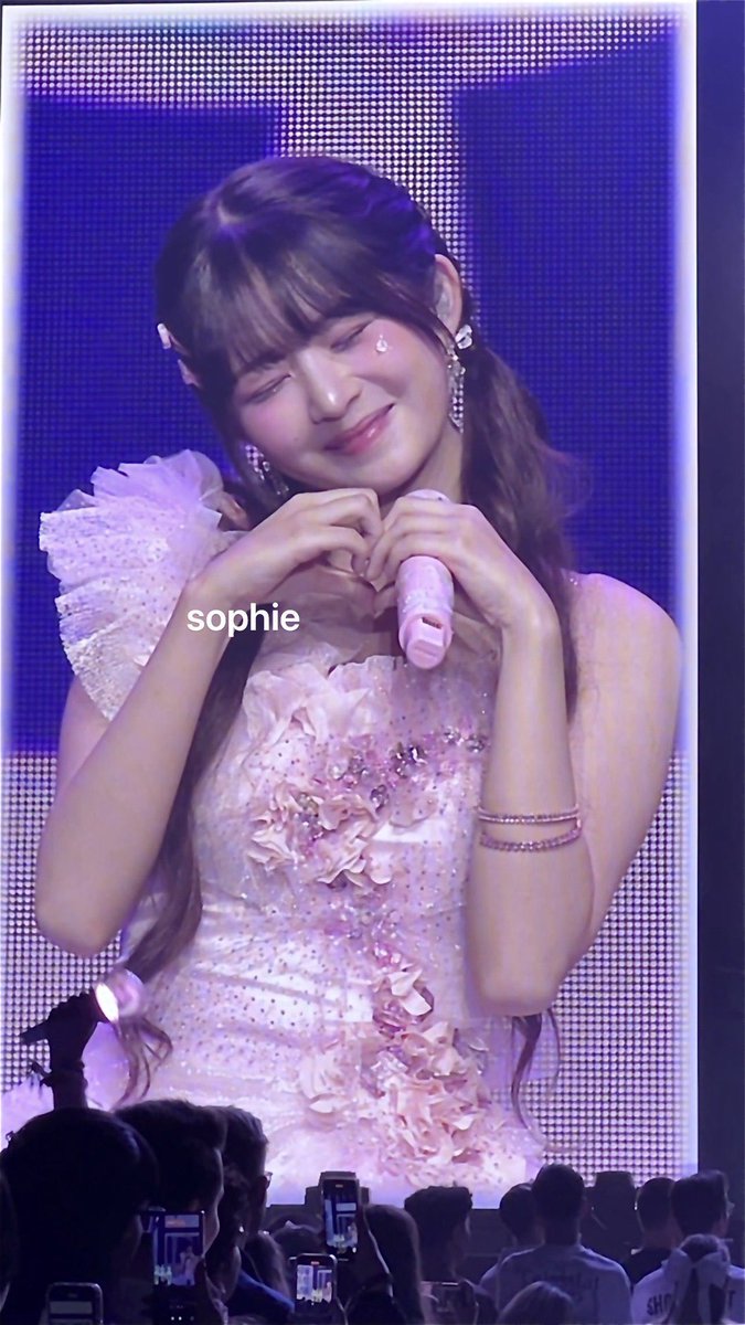 ･　　 ｡　❤︎　　　ﾟ｡　　･　．
 ｡　　⠀ ⠀ ⠀ ⠀ ⠀・　 　 　･ ｡           ❤︎ 　　・
　❤︎　　･　　 　  　ﾟ
･　　ﾟ･　❤︎　｡ﾟ･　　・❤︎　　ﾟ　・ ❤︎