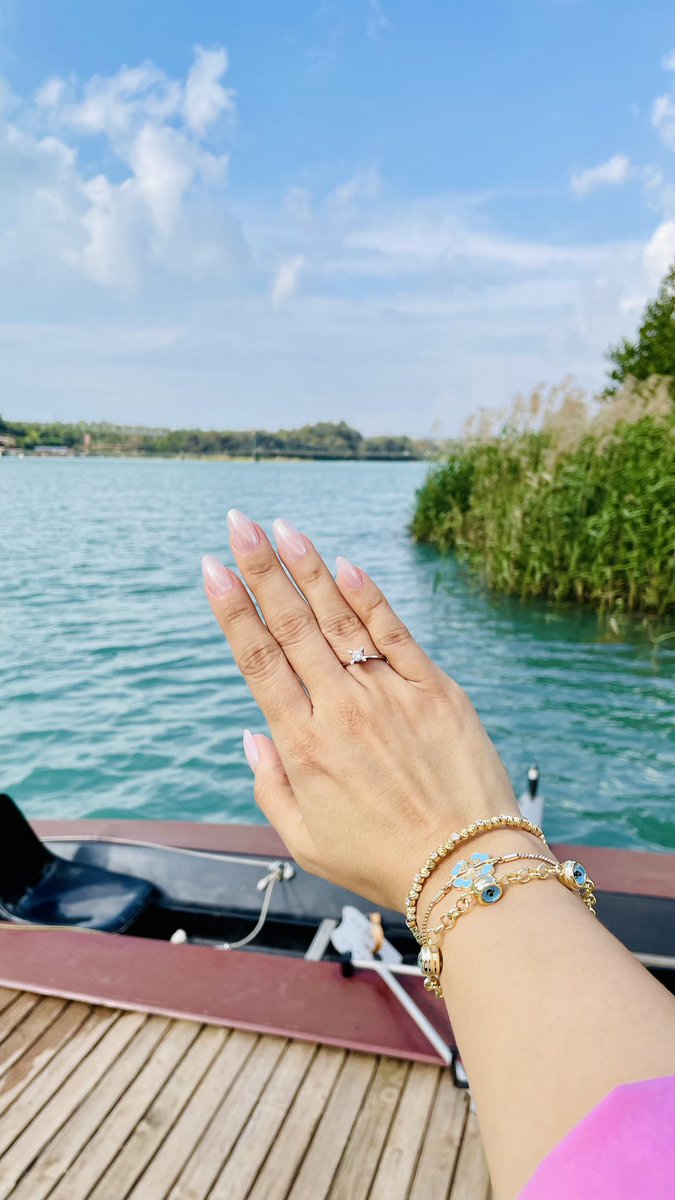 biroyunkurali's tweet photo. ben buralarda yokken bazı gelişmeler yaşanmış olabilir 💍🩷🧿 https://t.co/Rlgg3w4CqD