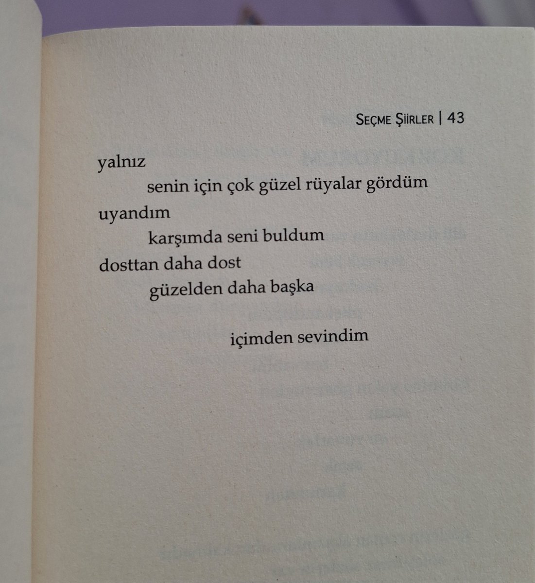 kirmizibaliikkk's tweet photo. bu nasıl güzel bir ifadedir:

“düşünmedim
ne başını
ne sonunu
düşünmedim
ne kendimi
ne de senin kim olduğunu

yalnız
senin için çok güzel rüyalar gördüm
uyandım
karşımda seni buldum
dosttan daha dost
güzelden daha başka

içimden sevindim”

asaf hâlet çelebi https://t.co/ErdnojvFCR