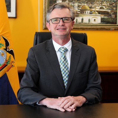 NarvaezOnline's tweet photo. #JusticiaMSP | Sr @JuanCVegaEC Ministro @FinanzasEc;  El mejor reconocimiento que se puede hacer al personal de @Salud_Ec es el respeto de sus derechos; DIEZ AÑOS ya es hora de este Gobierno.  #NuevoEcuadorResuelve van a pasar al Historía https://t.co/9A4WnXkmlE