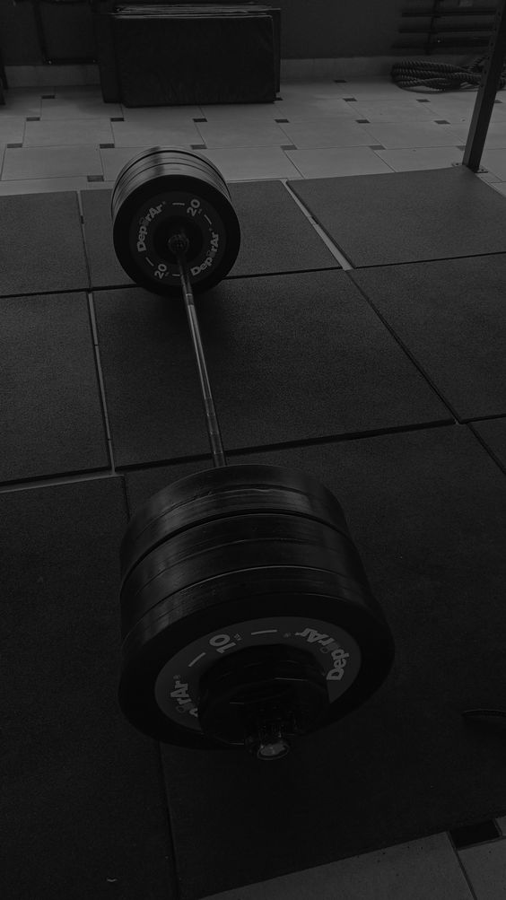 bashatrex's tweet photo. I think I broke my back while Lifting 200kg

Although no one cares,

I will most likely delete this, because This is extremely EFFECTIVE

I just created an 8 minute video showing you how can you can create Converting  ICP tailored Lead Magnets

RT + Comment "Lead" to grab it https://t.co/egWt7uYdF8