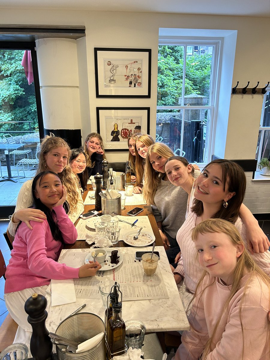 FettesClassics's tweet photo. We had a lovely evening with the Fourth Form Classics students - pizza and a quiz. Well done to the winning team! https://t.co/GLiOSGohVd