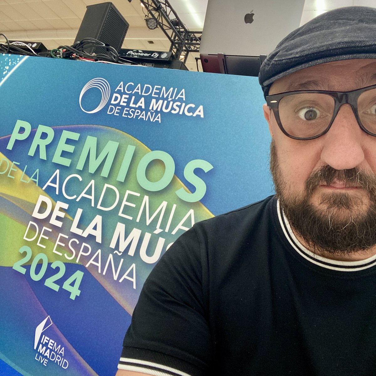 divisionsonora's tweet photo. Hoy tenemos el privilegio los #DSdjs de amenizar el cóctel post entrega de premios en la gala de la primera edición de los premios de la música de la Academia de la Música de España. 
A ver si estamos a la altura 😉😊

@academusica 
#premiosacademiamusicaespaña2024
#acamus https://t.co/8AnIbbpqWS