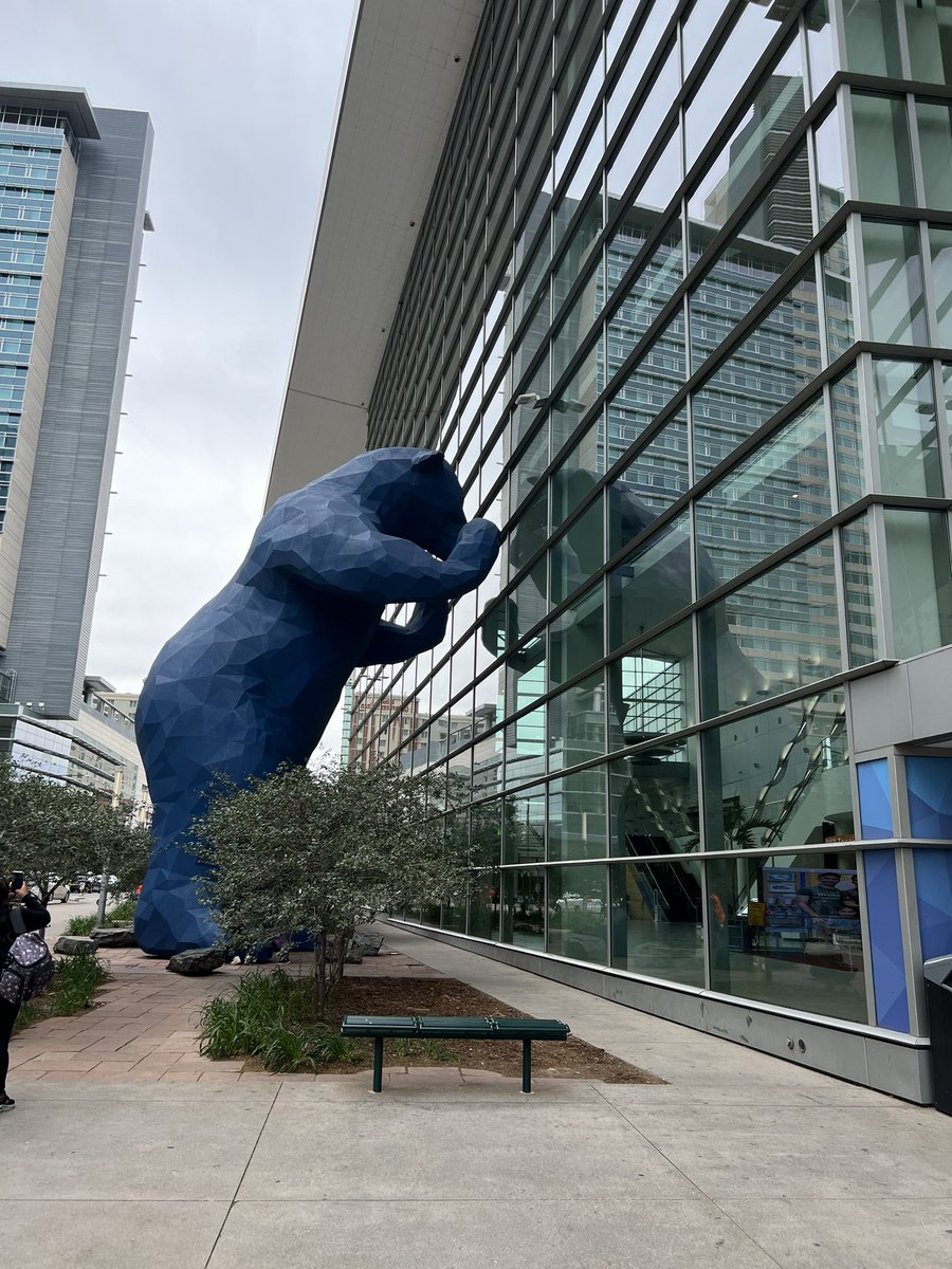 Excited to be in Denver today to talk about creating content at <a href="/DigitalSummits/">Digital Summit Series</a>