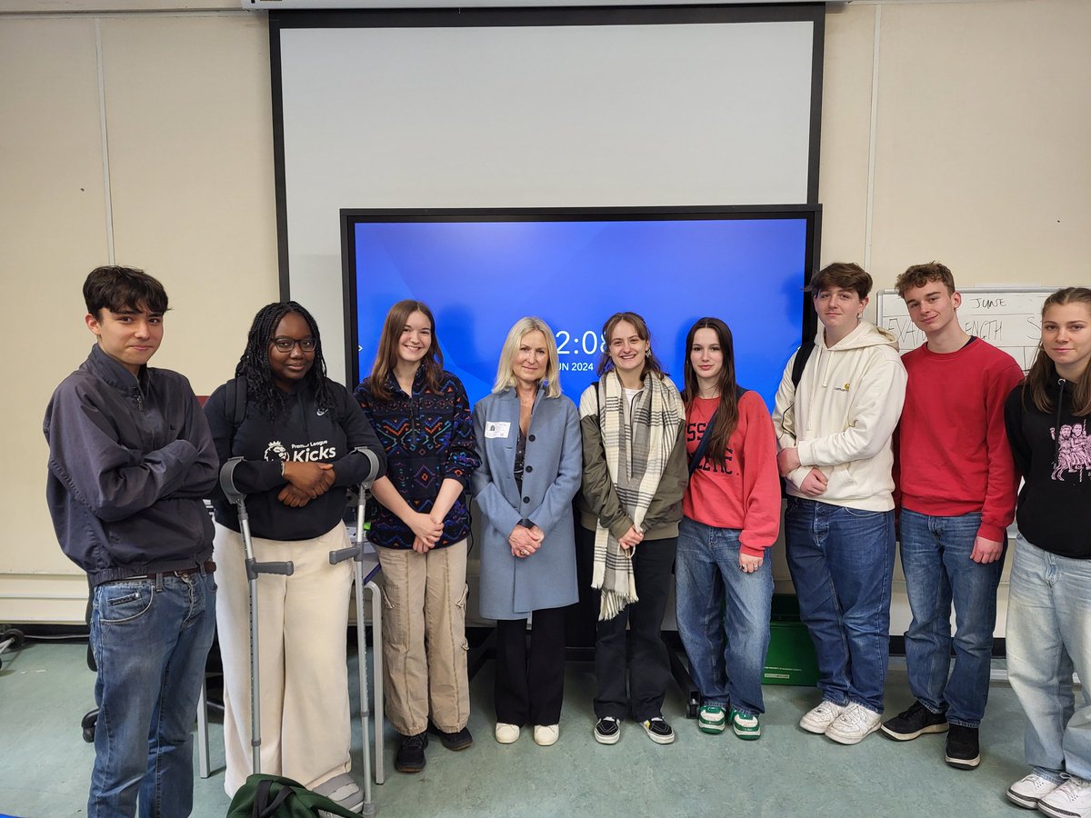 CSG Sixth Form (@csgsixth) on Twitter photo It was wonderful to hear Fiona Millar <a href="/schooltruth/">Fiona Millar</a> speak about her career at the sixth form assembly today. Her clear sighted views on gender equality, politics and education inspired many questions from the audience. It was wonderful to hear Fiona Millar <a href="/schooltruth/">Fiona Millar</a> speak about her career at the sixth form assembly today. Her clear sighted views on gender equality, politics and education inspired many questions from the audience.