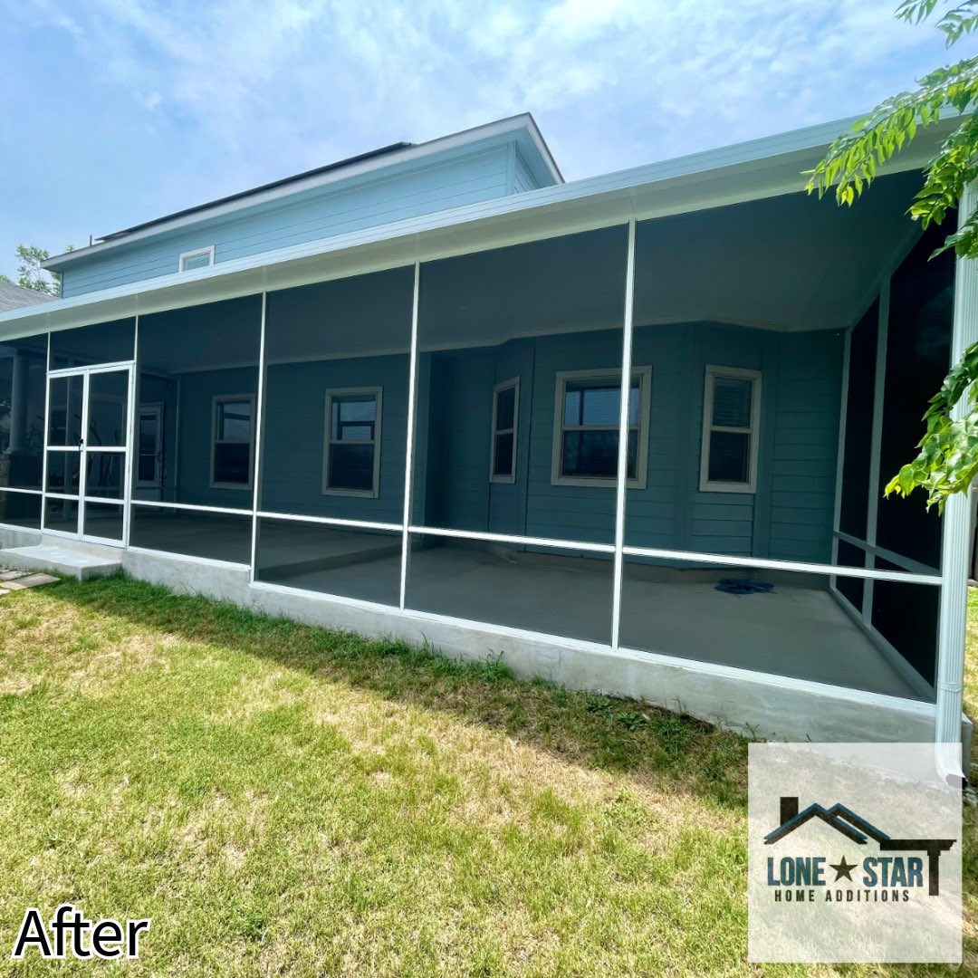 LSHomeAdditions's tweet image. Excited to share our newest project in Selma, Texas! Transform your outdoor space with our custom screen room addition. #OutdoorLiving #HomeImprovement #SelmaTexas #CustomDesigns
