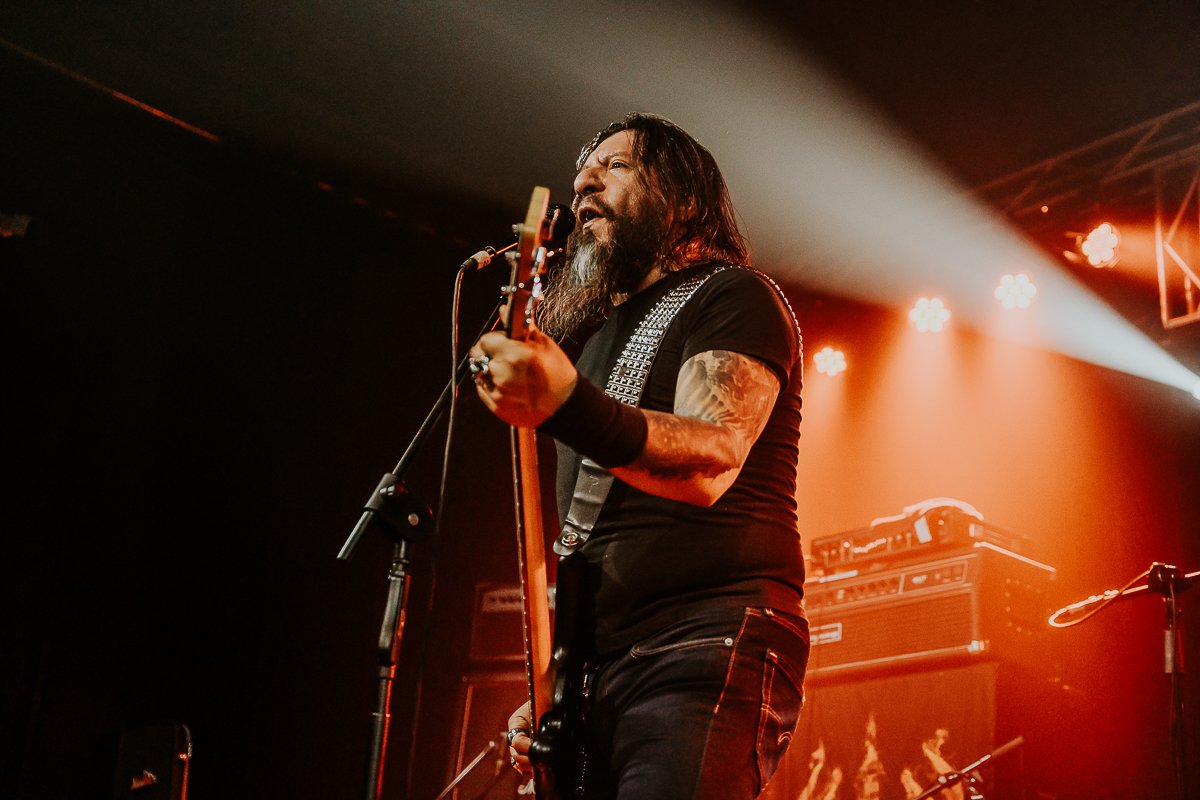 tridente_banda's tweet photo. Por ahora les contamos que nos encerramos a terminar nuestro nuevo disco, así que estaremos un tanto ausentes de los shows, pero preparando una nueva descarga de metal para tod@s quienes gustan de nuestra música! Pronto más informaciones, atent@s a nuestras redes!! https://t.co/AfqQ3nRVH7